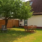 Semesterbostad Ferienhaus Prerow