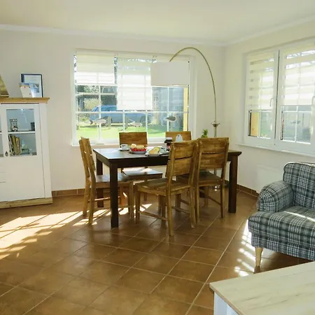 Ferienhaus Prerow * 프레로